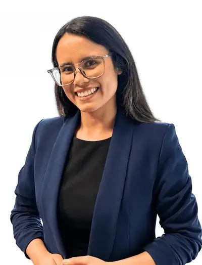 Angie Rivera — abogada de cobro de cartera y procesos ejecutivos en Medellín